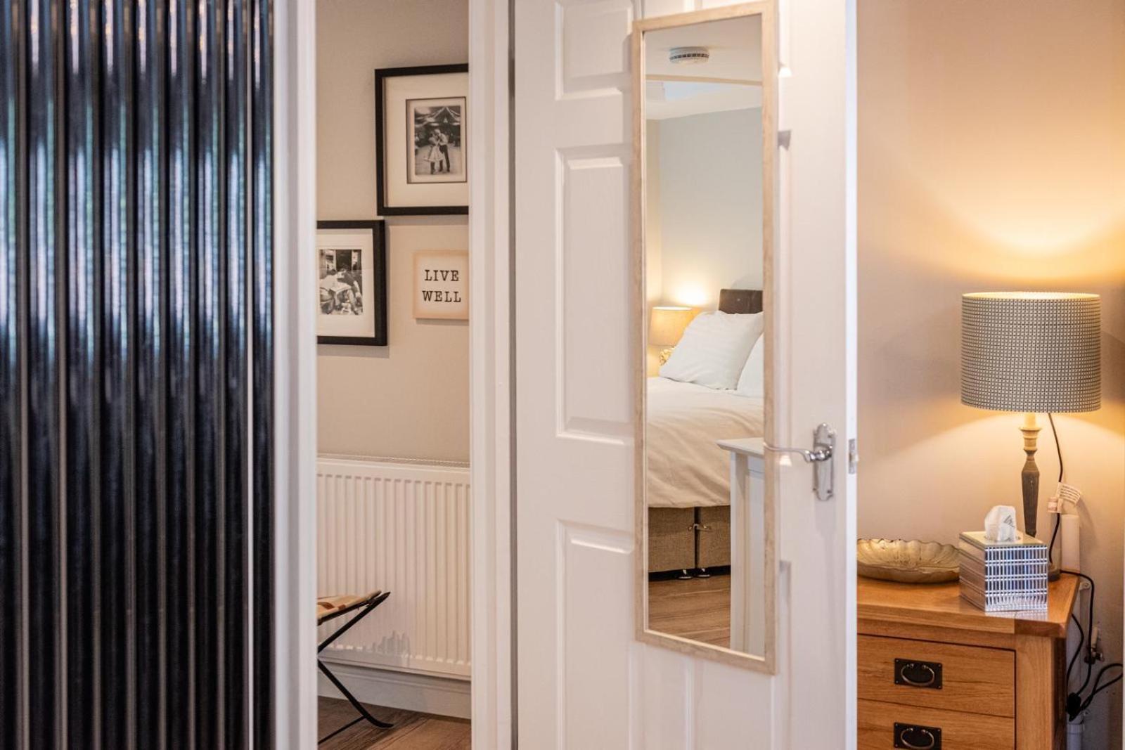 Quiet Self Contained Near Delamere Forest Holiday home *