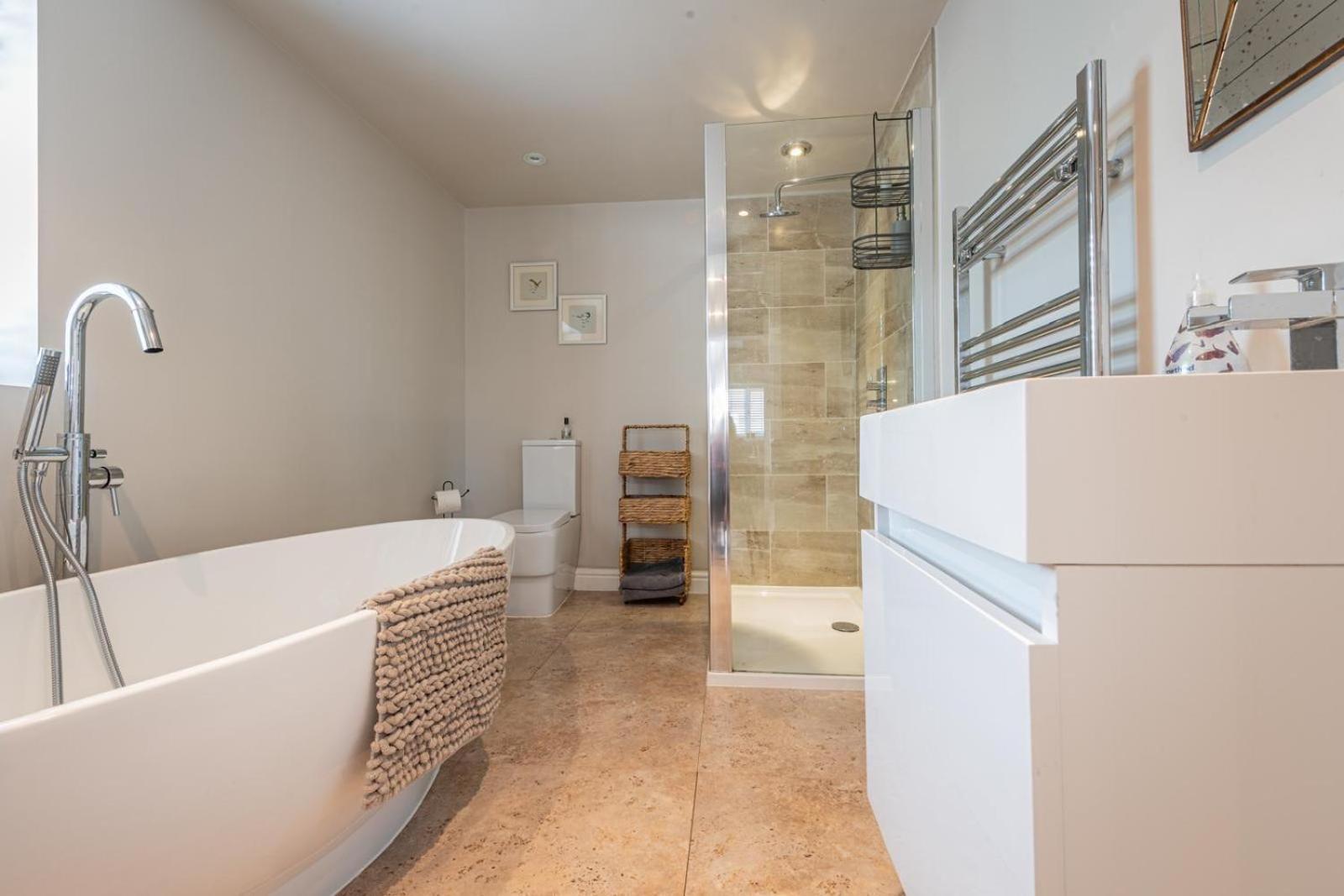 Quiet Self Contained Near Delamere Forest * Cuddington (Eddisbury)